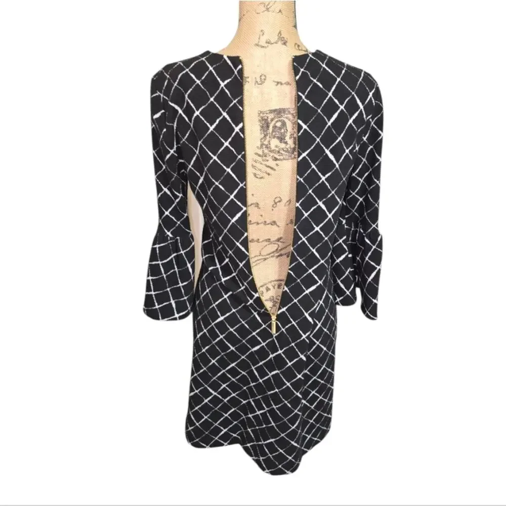 Calvin‎ Klein Bell Sleeve Elegant Black and White Checkered Dress Size 4